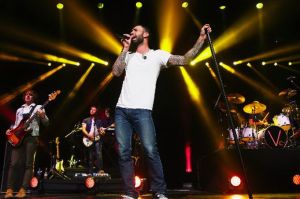 Maroon 5 Tunda Tur Konser di AS hingga Musim Panas Tahun Depan