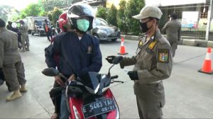 Masuk Jakarta Tanpa SIKM, Puluhan Pengendara Dipaksa Putar Balik