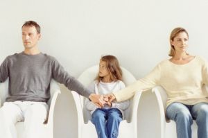 Perceraian Orang Tua, Waspadai Dampak Psikologis pada Anak