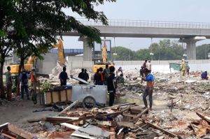 PN Jakarta Timur Bongkar Bangunan Proyek Kereta Cepat di Halim