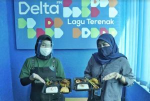 Delta FM Makassar-Gastros MaRI Gelar Program Traktir Makan Siang Kantoran