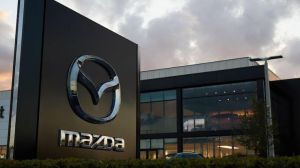 Mazda Proyeksikan Kerugian Bersih Rp12,4 Triliun sampai Maret 2021