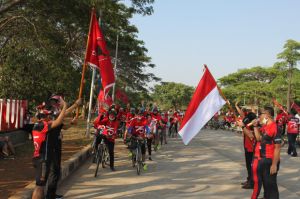 Kenang Kepemimpinan Jokowi-Ahok, PDIP Gelar Acara Gowes di Waduk Pluit