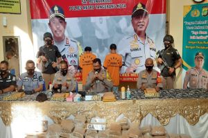 Polisi Bongkar Pemesanan 200 Kg Ganja Aceh via Cargo Tanah Abang