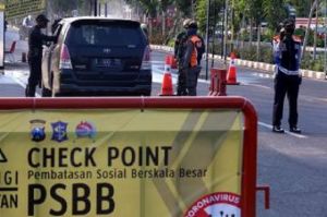 Menteri Airlangga Kasih Catatan ke Anies Baswedan atas Penerapan PSBB Jilid II, Apa Saja?