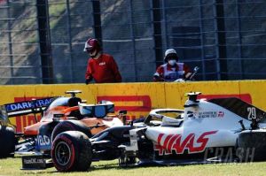 Carlo Sainz Selamat dari Kecelakaan Maut F1 di GP Tuscan
