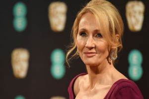 JK Rowling Kritik Transgender di Buku Barunya, #RIPJKRowling Jadi Trending