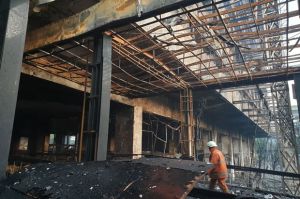 Polisi Selidiki Penyebab Kebakaran di Gedung Kementerian Sosial