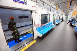 Pengguna Angkutan Umum di Jakarta Selama PSBB Turun 22%