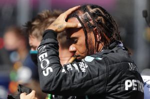 Hamilton Terancam Sanksi, Mercedes Disarankan Siapkan Pembalap Cadangan