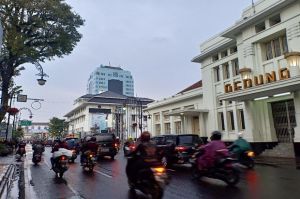 BMKG Ramalkan Kota Bandung Diguyur Hujan Ringan pada Siang dan Sore