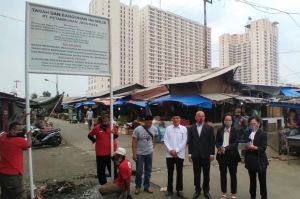 Dipasang Plang, Pasar Kemiri Sah Milik PT Petamburan Jaya Raya