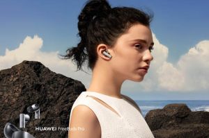 Ada Banyak Teknologi Baru yang Membuat Huawei FreeBuds Pro Nyaman di Telinga