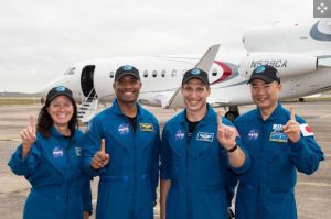 Empat Astronot SpaceX Crew-1 Catat Sejarah Serba-Pertama