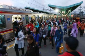 Penumpang Meningkat, PT KCI Masih Batasi Penumpang KRL Commuter Line