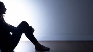 Anak Muda Usia 20-an Ternyata Paling Merasa Kesepian, Ini Alasan dan Solusinya