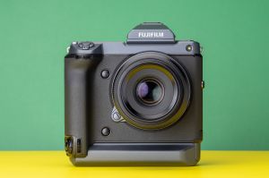 GFX100IR Kamera Fujifilm Paling Mengerikan: Mirrorless Large Format, 400 MP, dan Bisa Infrared