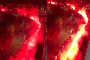 Napoli Membara! Ring of Fire Fans Penghormatan untuk Maradona