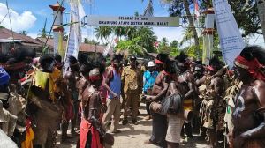 Listrik Jadi Kado Natal untuk Warga Desa di Distrik Mimika Barat