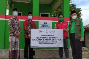10 Pondok Pesantren di Lebak Banten Dapat Bantuan Sanitasi Air Bersih