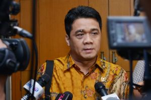 Wagub DKI Ahmad Riza Patria Minta Warga Jakarta Tak Khawatir Divaksin