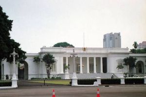 Duh, Pelantikan Anggota Dewas LPI Diwarnai Insiden Mati Sistem Suara di Istana