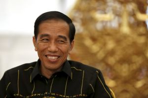 Laporan Kinerja Perbankan Syariah Melewati Bank Konvensional Bikin Jokowi Senang