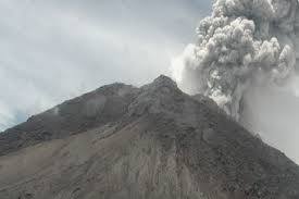 Penjelasan Mengapa Gunung Api di Indonesia Erupsi di Waktu Hampir Bersamaan