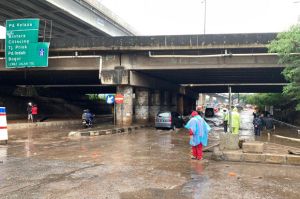 Curah Hujan Tinggi, Sejumlah Wilayah di Bekasi Terendam Banjir