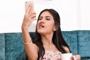 Kamera Selfie 100 Megapiksel Lebih segera Hadir di Smartphone