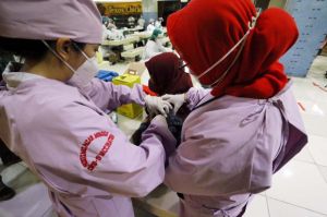 Vaksinasi di Pasar Tanah Abang, Pedagang: Sempat Deg-degan, Ternyata seperti Disuntik Biasa