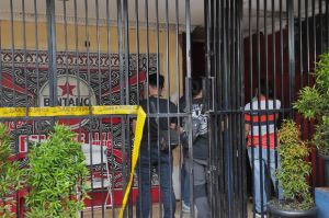 Tim Inafis Polda Metro Olah TKP Penembakan di Cengkareng