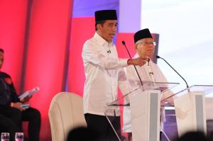 Respons Ledakan Korban PHK, Jokowi Geleng-geleng