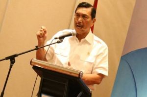 Ungkap Alasan Jokowi Gaungkan Benci Produk Asing, Luhut: Pertamina Ngawurnya Minta Ampun