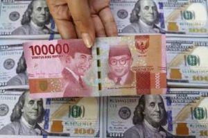 Rupiah Didorong Kenaikan Peringkat Utang Indonesia