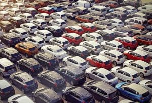 Penjualan Mobil: Di Antara Insentif PPnBM dan Hadangan TKDN