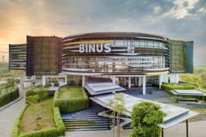 Online Learning Binus University Raih Rating 5 Stars