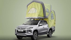 Gendong Tenda, Mitsubishi Triton Siap Diajak Berkemah