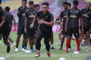 Gagal Angkat Performa Tim, Duo Asing Arema FC Jadi Sorotan