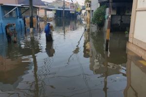 Mulai Surut, Banjir Bekasi Sisakan 2 Titik dengan Ketinggian 30 Cm