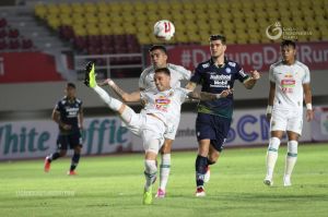 Tahan PS Sleman, Persib Bandung Tantang Persija di Final