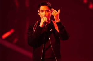Rossa Salah Tingkah Ada Afgan di Panggung Grand Final Indonesian Idol