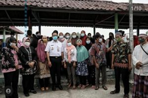 Anies Takjub Melihat Ada 29 Perempuan Jadi Ketua RT di Pulau Kelapa