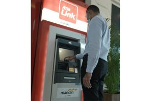 Lebih Hemat dan Praktis, Transaksi Finansial Nasabah Mandiri di ATM Link Berlogo Mandiri Tetap Gratis