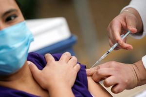 Vaksinasi Hanya sebagai Sabuk Pengaman, Pemprov DKI Ajak Tetap Jaga Diri dari Covid-19