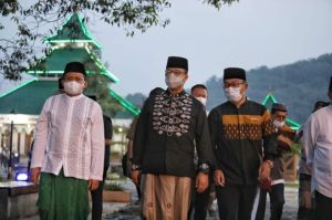 Subuh Berjamaah di Masjid Agung Sumedang, Anies Terkenang Masa Kecilnya