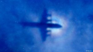 Penemu Bangkai Titanic Yakin Bisa Temukan Pesawat MH370