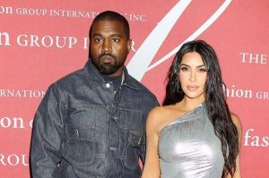 Pacaran dengan Irina Shayk, Kanye West Unfollow Kim Kardashian