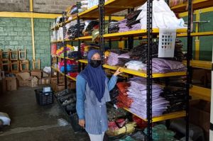 Bisnis Kaos Oblong Bikin Wanita 26 Tahun Ini Jadi Jutawan