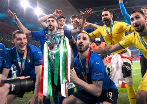 Italia Bungkam Inggris di Final Piala Eropa 2020: Football is Coming Rome!